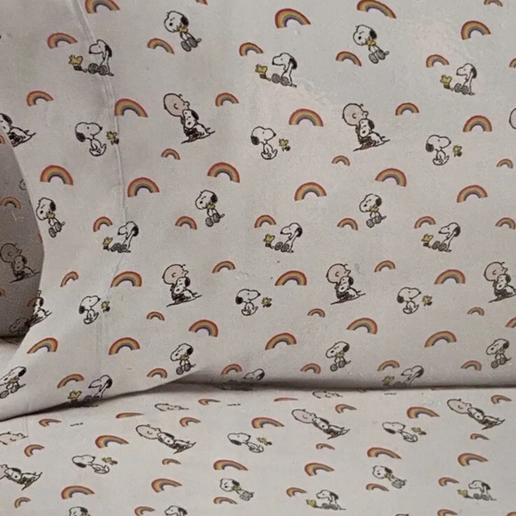 New Peanuts Snoopy Rainbow Pride KING Size Sheet Set Berkshire - Picture 6 of 7